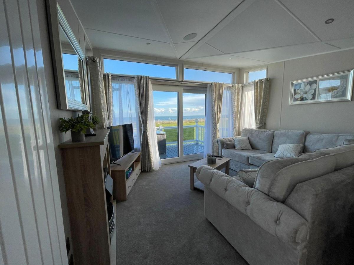 Campsite Beautiful With Full Sea Views At Broadland Sands In Suffolk Ref 20235bs