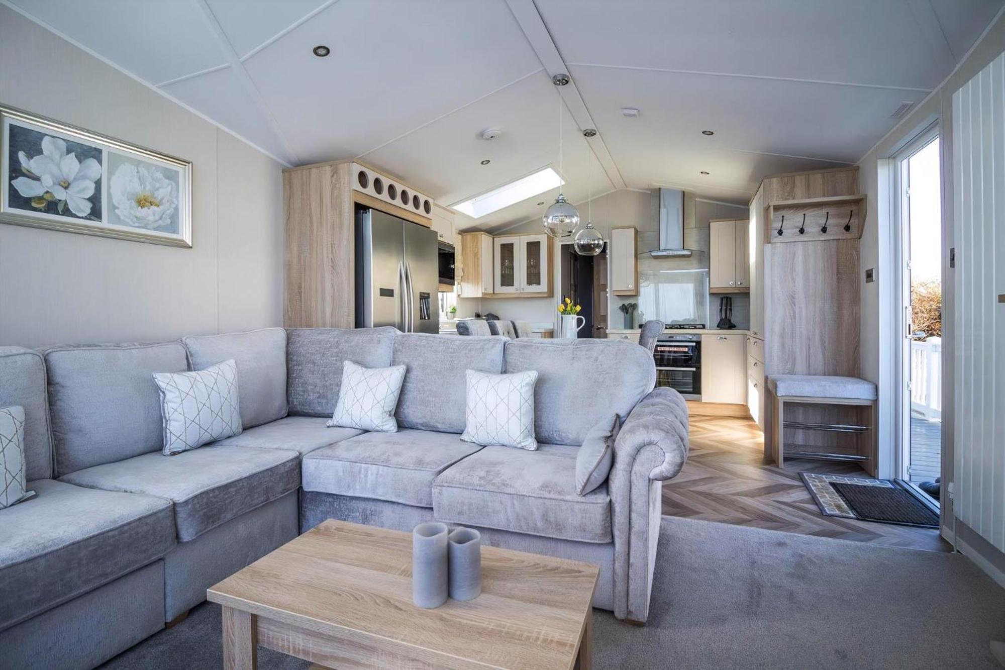 Campsite Beautiful With Full Sea Views At Broadland Sands In Suffolk Ref 20235bs
